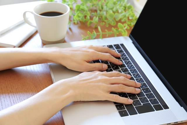 配偶者ビザの理由書を作成するイメージ画像